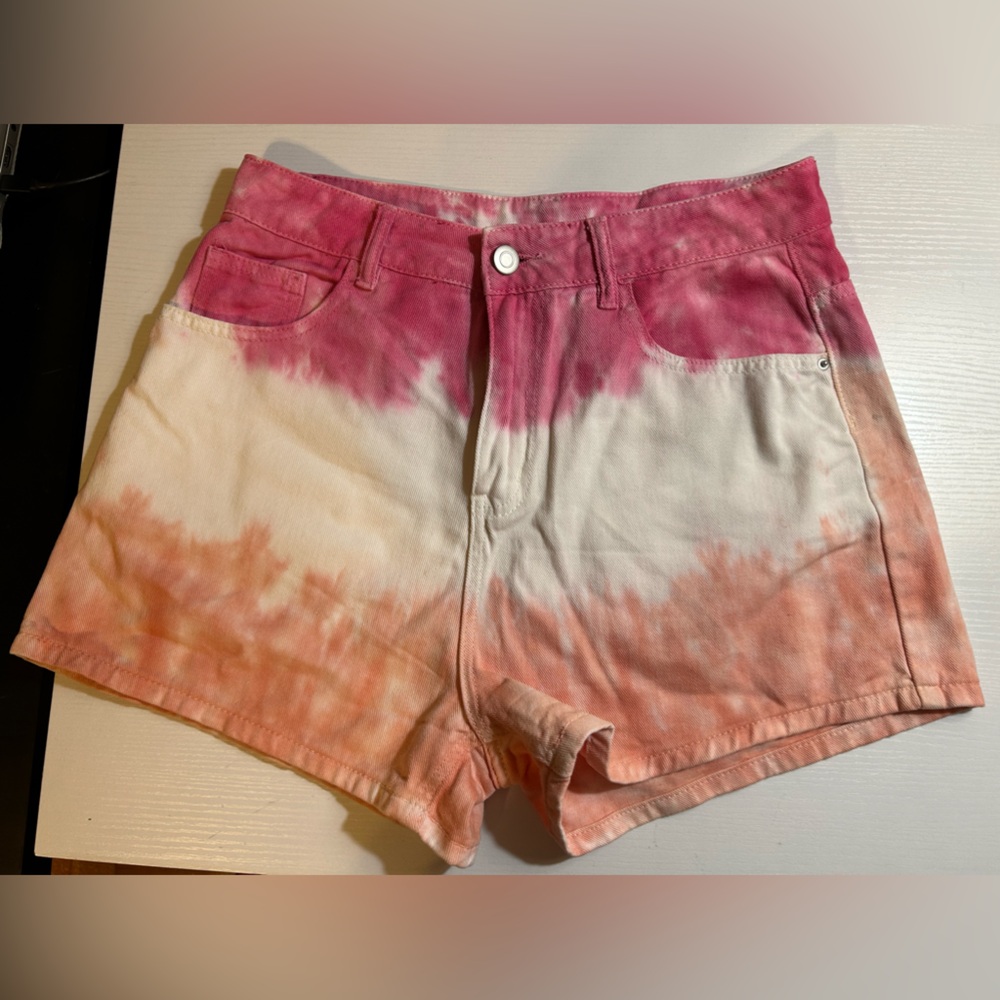 Ombré tie dye pink white high rise jean shorts Sz 6